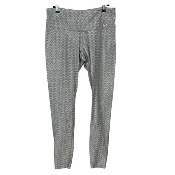 Nike Pants - Nike‎ Patterned Active Leggings